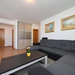 Dora Appartement